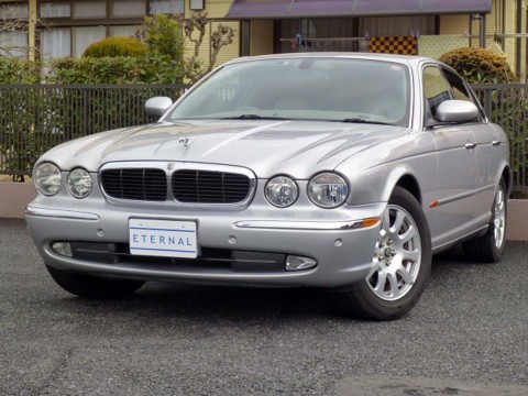 04年モデル　ジャガーXJ6-3.0　X350モデル　シルバーサムネイル