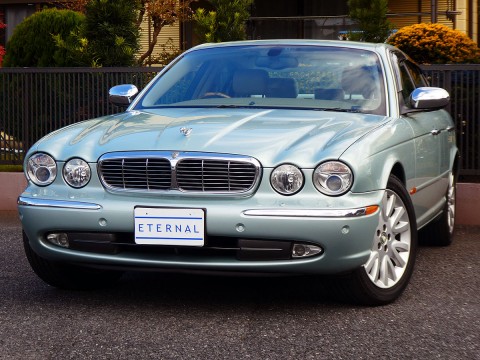 03年モデル ジャガー XJ8-3.5 シーフロストサムネイル