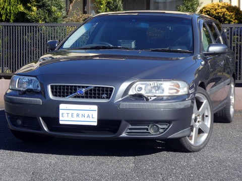 03年モデル ボルボ　V70R  4WD  チタニウムｸﾞﾚｰパールサムネイル