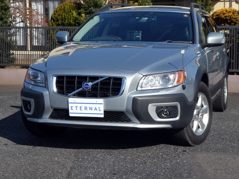 2008年モデル　ボルボ XC70 3.2SE AWD エレクトリックシルバーサムネイル