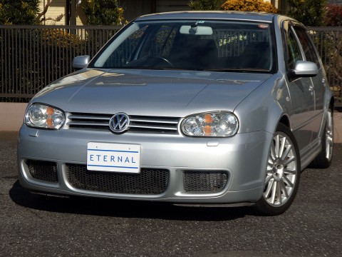 2004年モデル　V・W ゴルフ R32　6MT リフレックスシルバーサムネイル