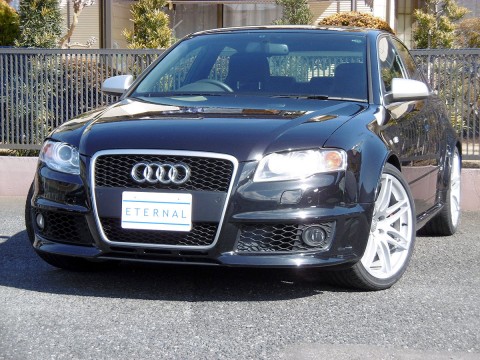 07年モデル アウディ RS4セダン 4.2クワトロ ブラックサムネイル