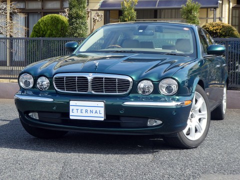 06年モデル ジャガー XJ8-3.5 レーシンググリーンサムネイル