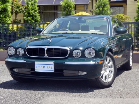 2004年モデル ジャガー XJ6 3.0　ブリティッシュレーシンググリーンサムネイル