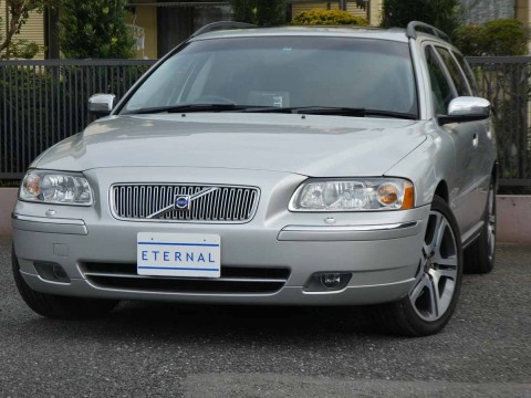 2005年モデル　ボルボ 　V70　シルバーメタリックサムネイル