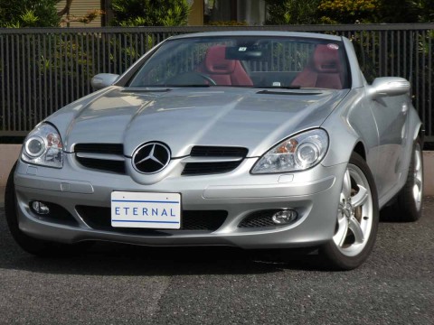 2005年モデル　M・ベンツ SLK350 イリジウムシルバーサムネイル