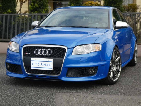 2007年モデル アウディ RS4セダン スプリントブルーパールエフェクトサムネイル
