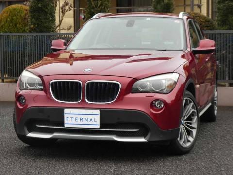 2010年モデル BMW X1 sDrive 18i バーミリオンレッドサムネイル