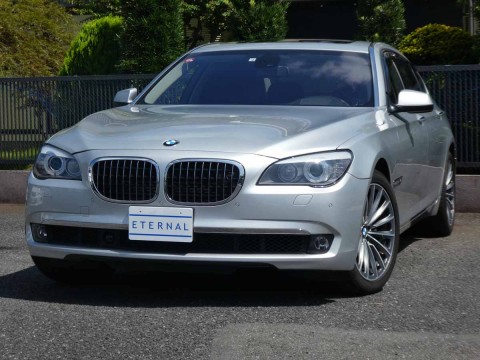 2010年モデル BMW 7シリーズ 760Li チタンシルバーサムネイル