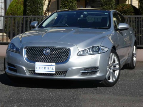 2012年モデル　ジャガー XJ ラグジュアリー リキッドシルバーサムネイル