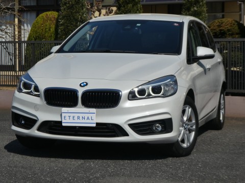 2017年モデル BMW 218dグランツアラー ミネラルホワイトサムネイル