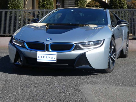 2015年モデル BMW i8 ピュアインパルスパッケージ　アイオニックシルバーサムネイル
