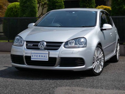 2007年モデル　VW ゴルフ R32 リフレックスシルバーメタリックサムネイル