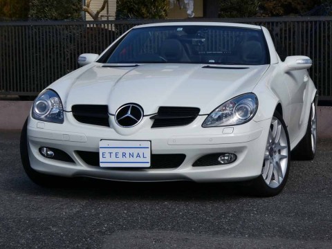 2006年モデル　メルセデスベンツ SLK200コンプレッサースポーツED カルサイトホワイトサムネイル