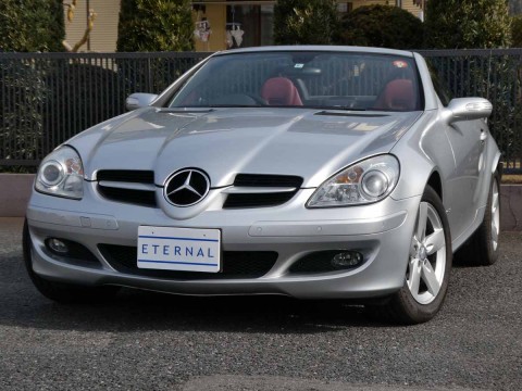 2008年モデル　メルセデス・ベンツ SLK200コンプレッサー イリジウムシルバー　サムネイル