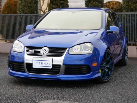 2008年モデル　フォルクスワーゲン ゴルフ R32 レーザーブルーパールエフェクトサムネイル