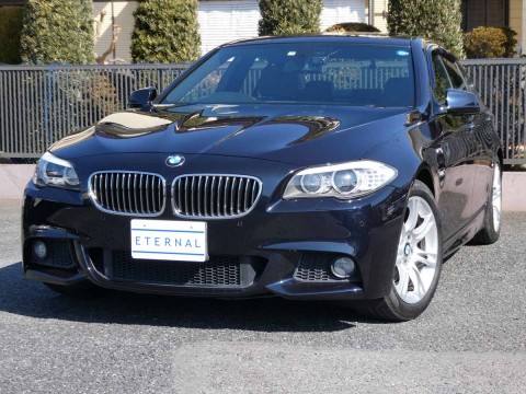 2011年モデル　BMW 523iMスポーツ セダン カーボンブラックサムネイル