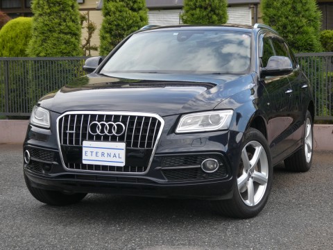 2015年モデル　アウディ Q5 2.0TFSIクワトロ Sライン ムーンライトブルーメタリックサムネイル