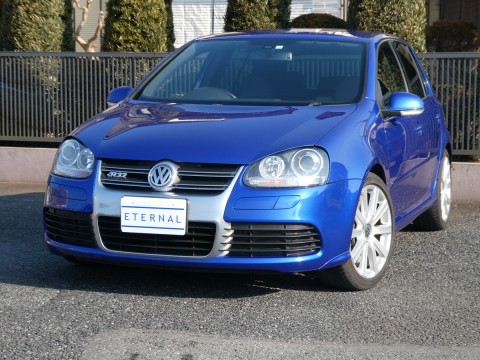 2008年モデル　フォルクスワーゲン ゴルフ R32 レーザーブルーパールエフェクトサムネイル