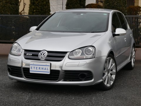 2008年モデル　フォルクスワーゲン ゴルフ R32 リフレックスシルバーメタリックサムネイル