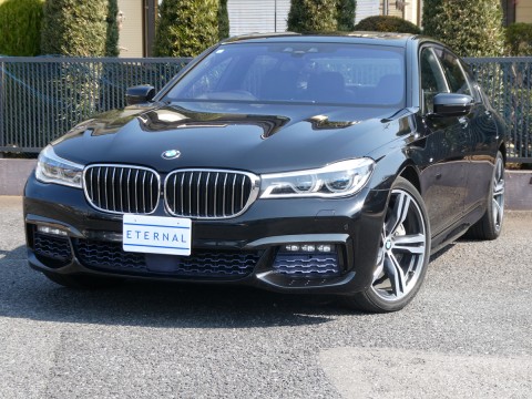 2017年モデル　BMW 750Li (G12) Mスポーツ ブラックサファイアサムネイル